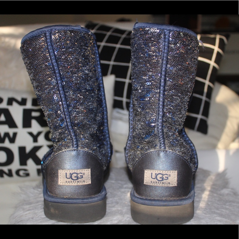 Sequence Uggs!